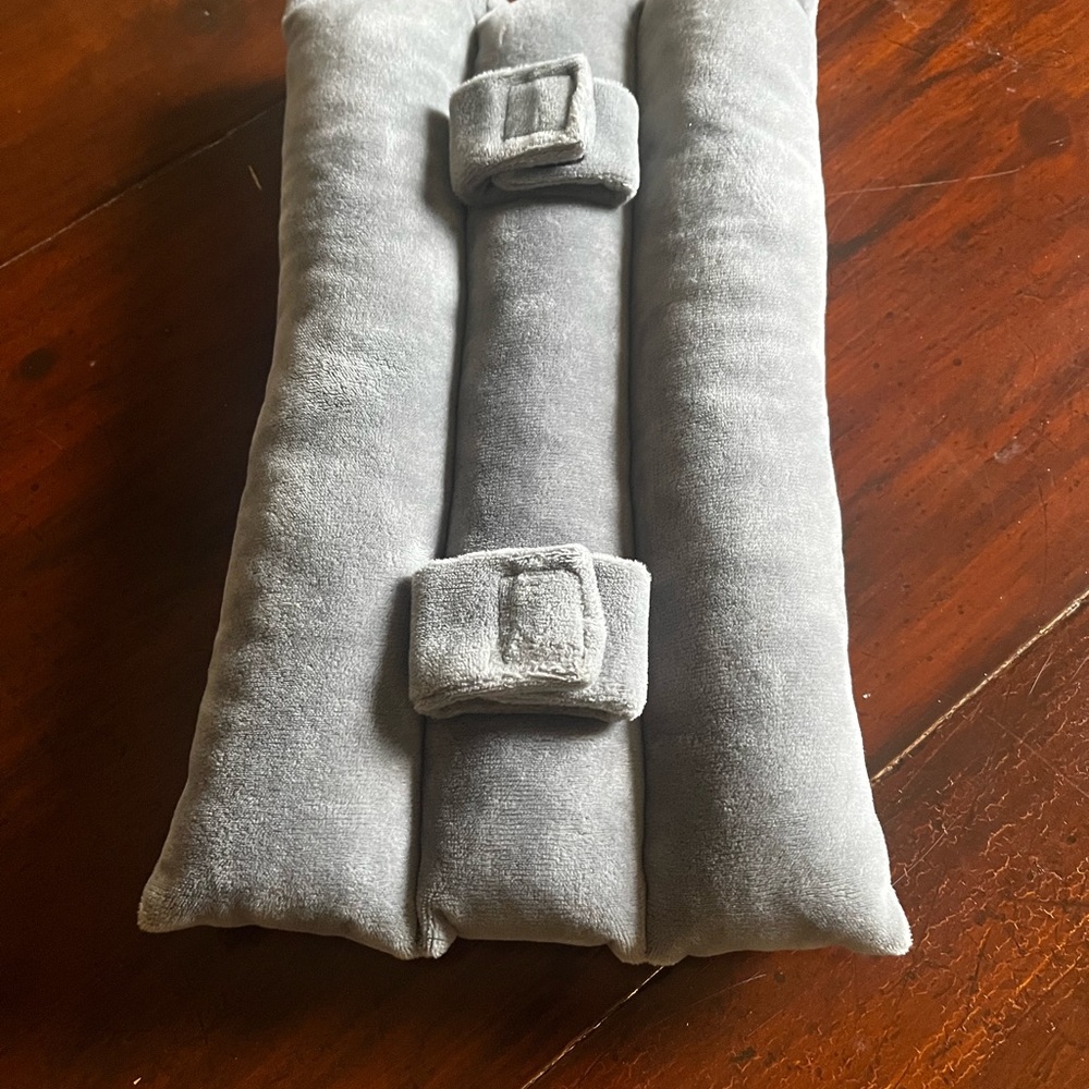 Cushion pad car chest protector 12x6 attach to seat belt